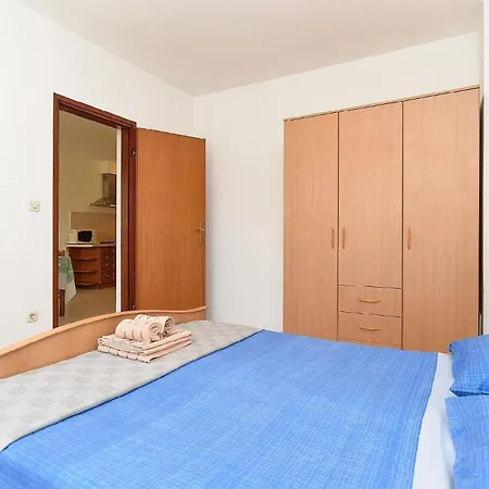 Ferienwohnung Fuer 4 Personen Ca 45 Qm In Fazana-Surida, Istrien Istrische Riviera Valbandon