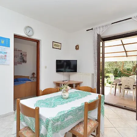 Ferienwohnung Fuer 4 Personen Ca 45 Qm In Fazana-Surida, Istrien Istrische Riviera Apartment